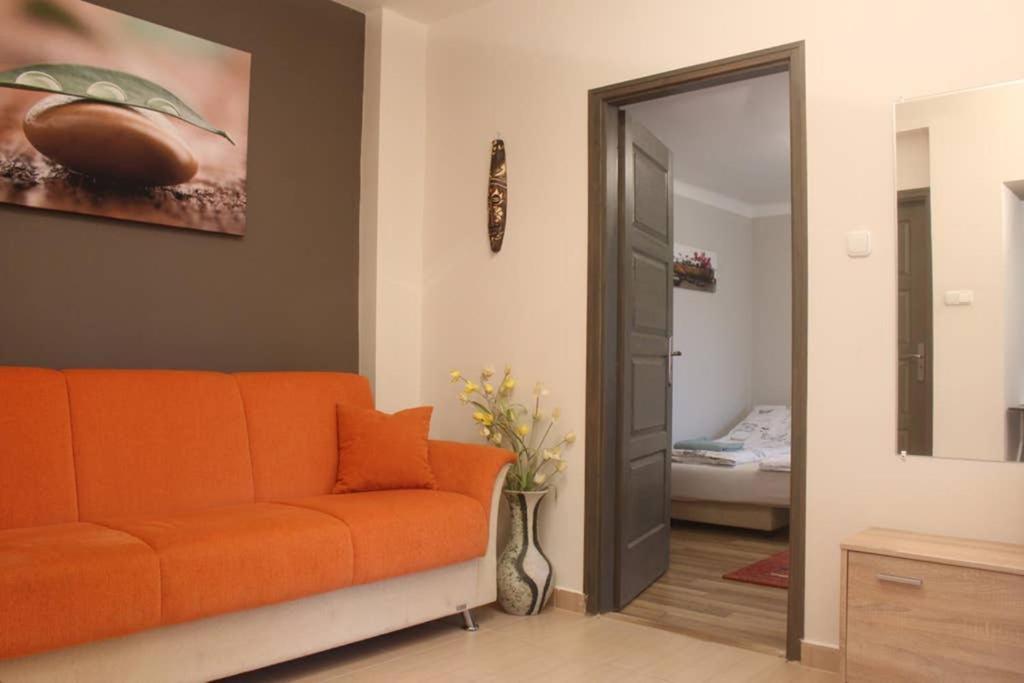 Green Garden Apartment Ingyenes Zart Parkoloval Szegedin Exterior foto